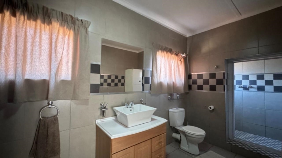 4 Bedroom Property for Sale in South Ridge Northern Cape